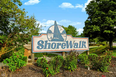 8158 Shorewalk Drive, Indianapolis - 50
