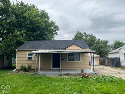 2326 N Kessler Boulevard N, Indianapolis