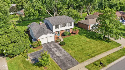 560 Harbour Drive, Noblesville - 49