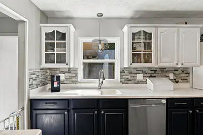 907 Cragwood Court, Plainfield - 5