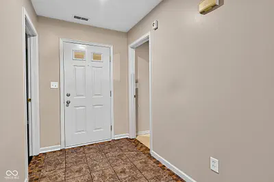 12124 Pepperwood Drive, Indianapolis - 5