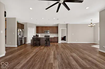 368 Tamarack Larch Boulevard, Cicero - 8