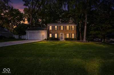 600 Leisure Lane, Greenwood - 4