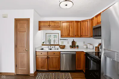10680 Ashview Drive, Fishers - 18