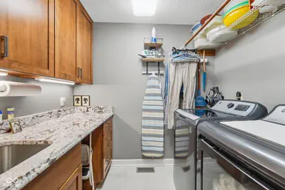 7101 Augusta Boulevard, Yorktown - 40