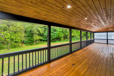 6850 Base Road, North Vernon - 53