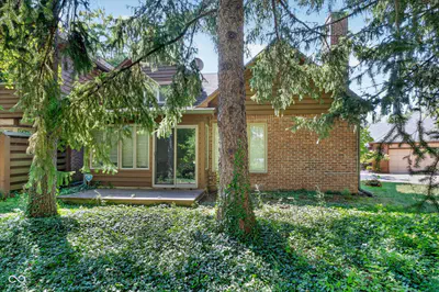1990 Oldfields Circle North Drive, Indianapolis - 40