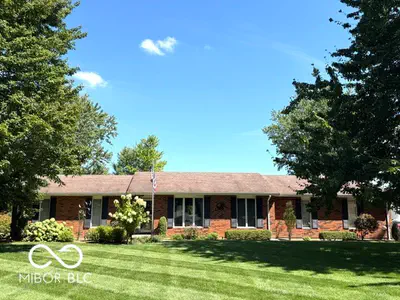 303 Mattie Harris Road, Centerville