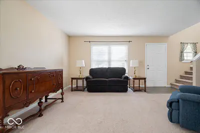 10828 Sedgegrass Drive, Indianapolis - 21