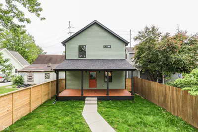1306 Saint Clair Street, Indianapolis - 42