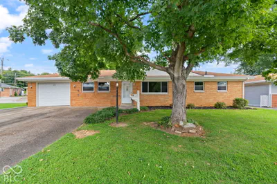 409 Wedgewood Drive, New Albany