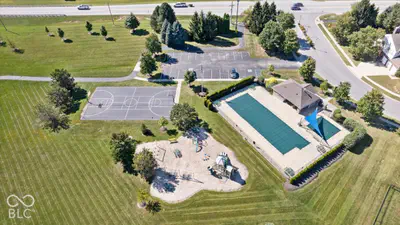 9348 Bayfield Drive, McCordsville - 35
