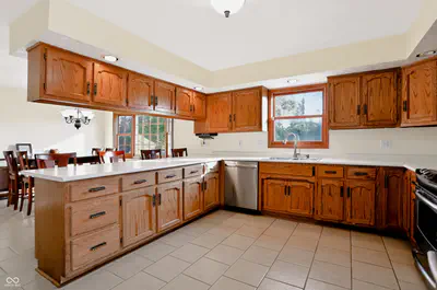 10211 Hidden Meadow Lane, Indianapolis - 19