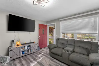 709 Vine Street, Seymour - 4