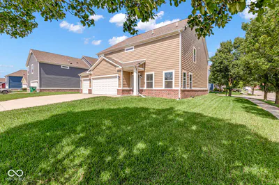 7235 Wilshire Way, Avon