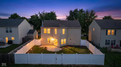 10179 Holly Berry Circle, Fishers - 45