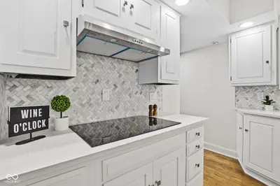 1230 Kessler Boulevard East Drive, Indianapolis - 21