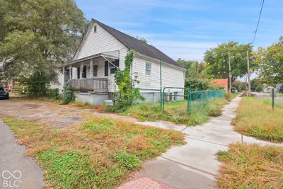290 Mulberry Street, Martinsville - 2