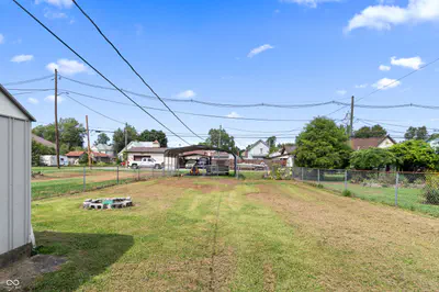 322 E 7th Street, Rushville - 18