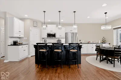 1055 Old Eagle Way, Greenwood - 23