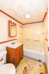 2521 E 5th Street, Anderson - 10