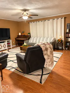5511 County Road 100, Brownstown - 15