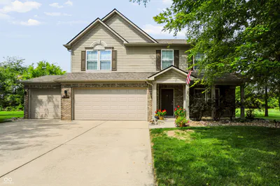 5722 Woodstock Trail, McCordsville