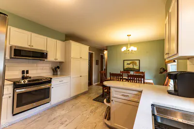 6821 Willoughby Court, Indianapolis - 11
