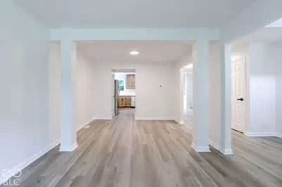 12409 Crystal Pointe Circle, Indianapolis - 13