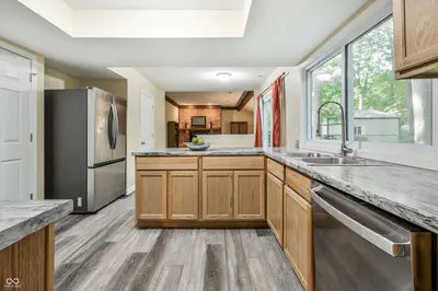 600 Leisure Lane, Greenwood - 12