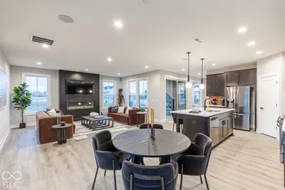 9061 Naples Way, Plainfield - 15