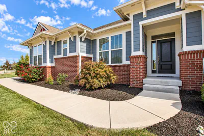 2475 Stonehaven Way, Avon - 4