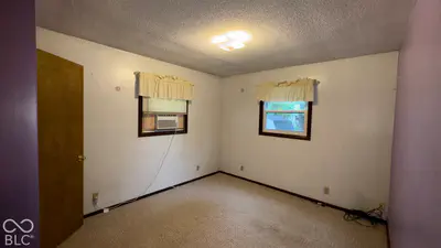 402 Jackson Street, Farmland - 17