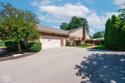 7925 Beaumont Green East Drive, Indianapolis - 50