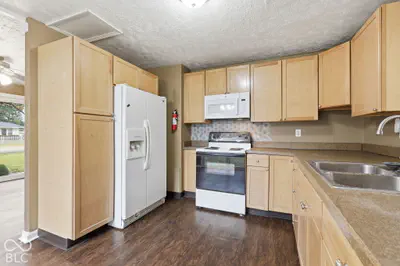 4545 Brittany Drive, Indianapolis - 13