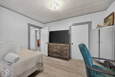 321 Meridian, Jasonville - 16