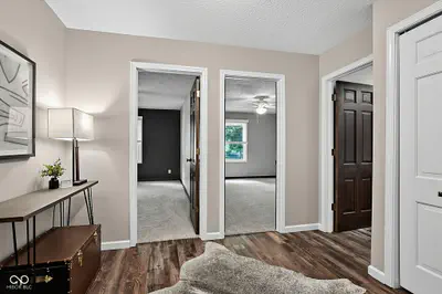 1336 S Heron Drive E, New Palestine - 26