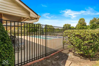 7538 Farm View Circle Drive, Indianapolis - 25