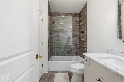 3588 Marketplace Court, Zionsville - 53