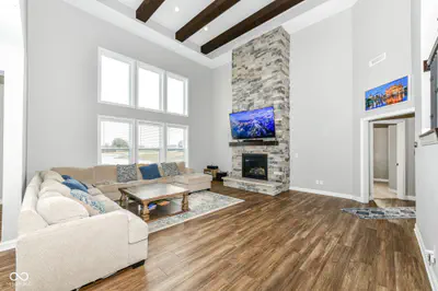 10627 Oak Bend Boulevard, Indianapolis - 17