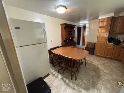 3310 S 1000 W, Anderson - 21