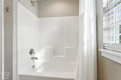 6762 Hidden Meadow Pass, McCordsville - 58