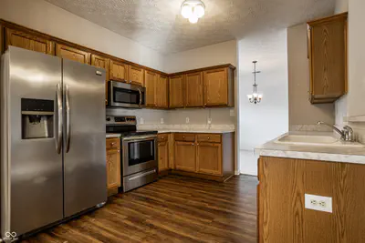 5853 Lost Oaks Drive, Carmel - 13
