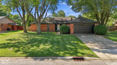 730 Colonial Way, Greenwood - 2