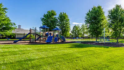15542 Clearbrook Street, Westfield - 36