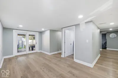 2064 Riviera, Indianapolis - 21