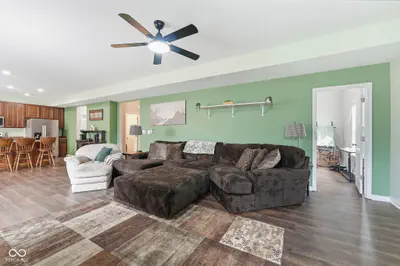 3304 Hurst Street, Whiteland - 17