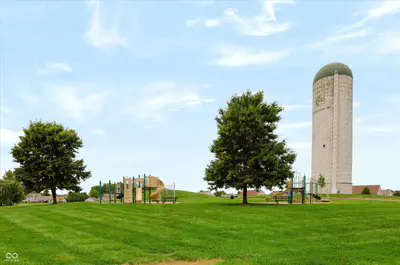 3392 Roundlake Lane, Whitestown - 32