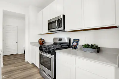 8577 Moyers Street East, Fortville - 24