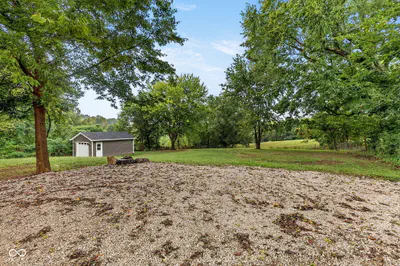 1201 N State Road 157, Bloomfield - 40